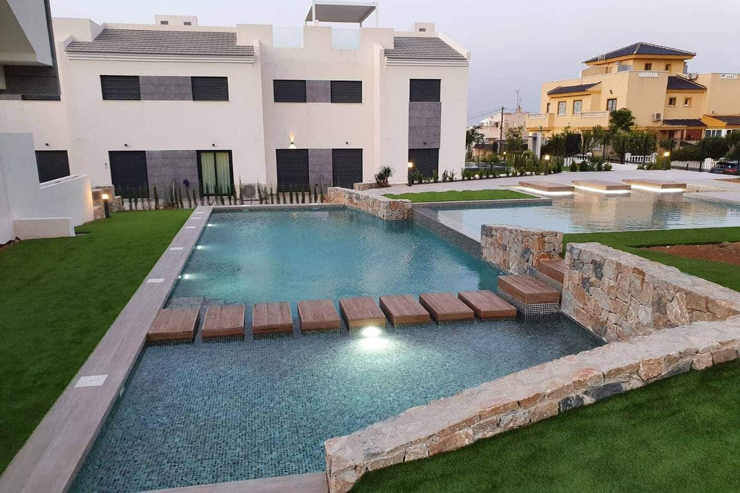 3 bedroom Apartment for sale in Torrevieja with pool - € 279,900 (Ref: 7931971)