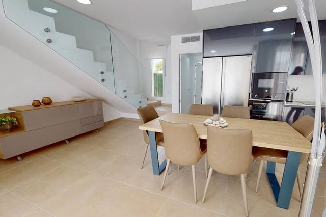 3 Zimmer Villa zu verkaufen in Centro, Los Alcázares mit Pool - 384.000 € (Ref: 7932188)