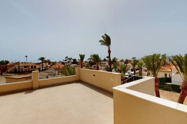 3 Zimmer Villa zu verkaufen in Centro, Los Alcázares mit Pool - 384.000 € (Ref: 7932188)