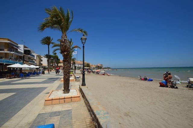 2 sypialnia Apartament na sprzedaż w Centro, Los Alcázares z basenem garażem - 314 900 € (Ref: 8199844)