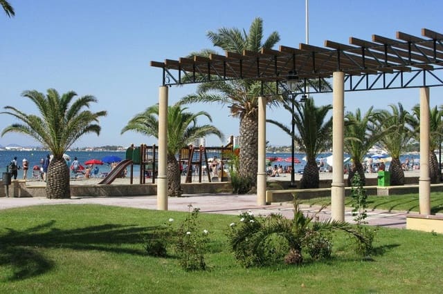 2 soveværelse Lejlighed til salg i San Pedro del Pinatar ciudad, San Pedro del Pinatar - € 258.900 (Ref: 9509779)