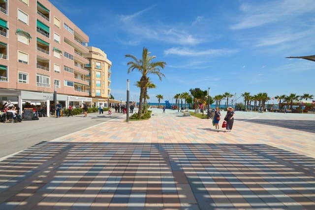 2 Zimmer Apartment zu verkaufen in Gaspar Perelló, Torrevieja mit Garage - 220.000 € (Ref: 9509781)
