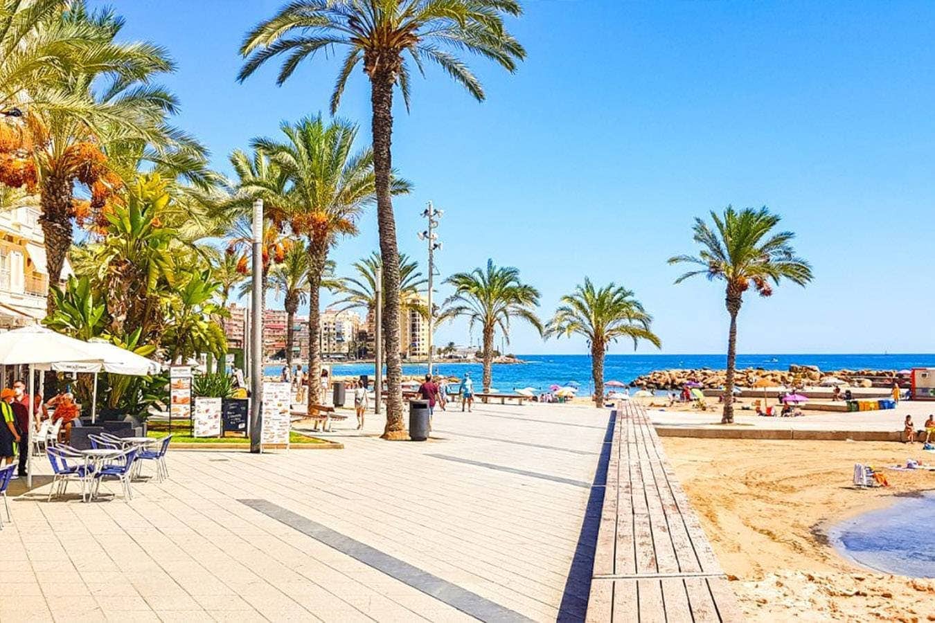 2 bedroom Apartment for sale in Torrevieja with pool - € 290,000 (Ref: 9509783)