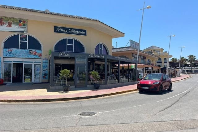 3 slaapkamer Appartement te koop in Benijófar met zwembad garage - € 319.900 (Ref: 9509789)