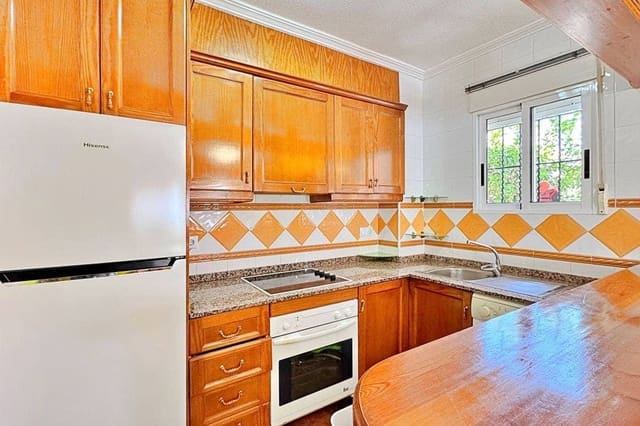 2 slaapkamer Huis te koop in Lomas de Cabo Roig - Los Dolses, Orihuela met zwembad garage - € 189.000 (Ref: 9509793)