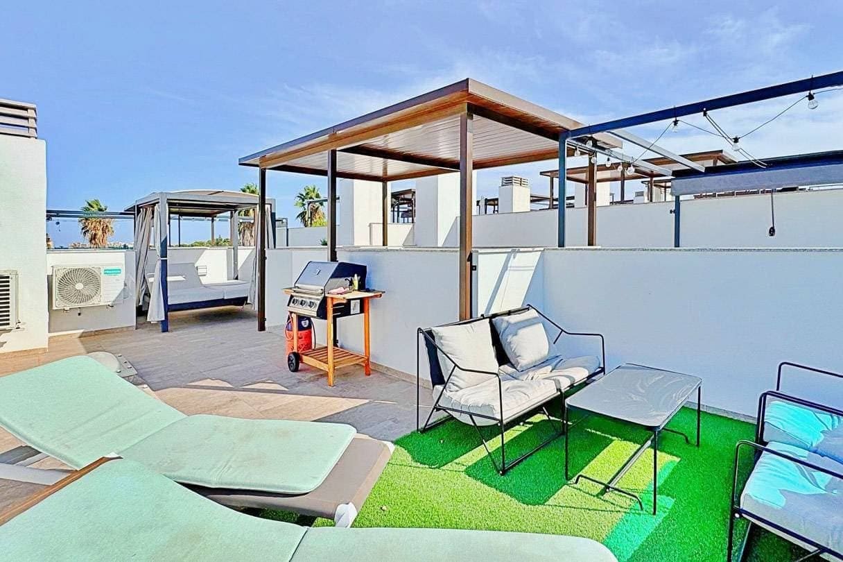 3 slaapkamer Huis te koop in Torrevieja met zwembad - € 339.000 (Ref: 9509794)