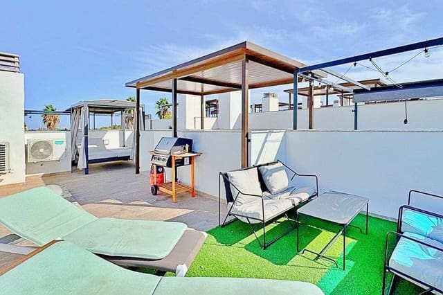 3 slaapkamer Huis te koop in Centro - Muelle Pesquero, Torrevieja met zwembad - € 339.000 (Ref: 9509794)