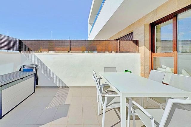 3 slaapkamer Huis te koop in Centro - Muelle Pesquero, Torrevieja met zwembad - € 339.000 (Ref: 9509794)