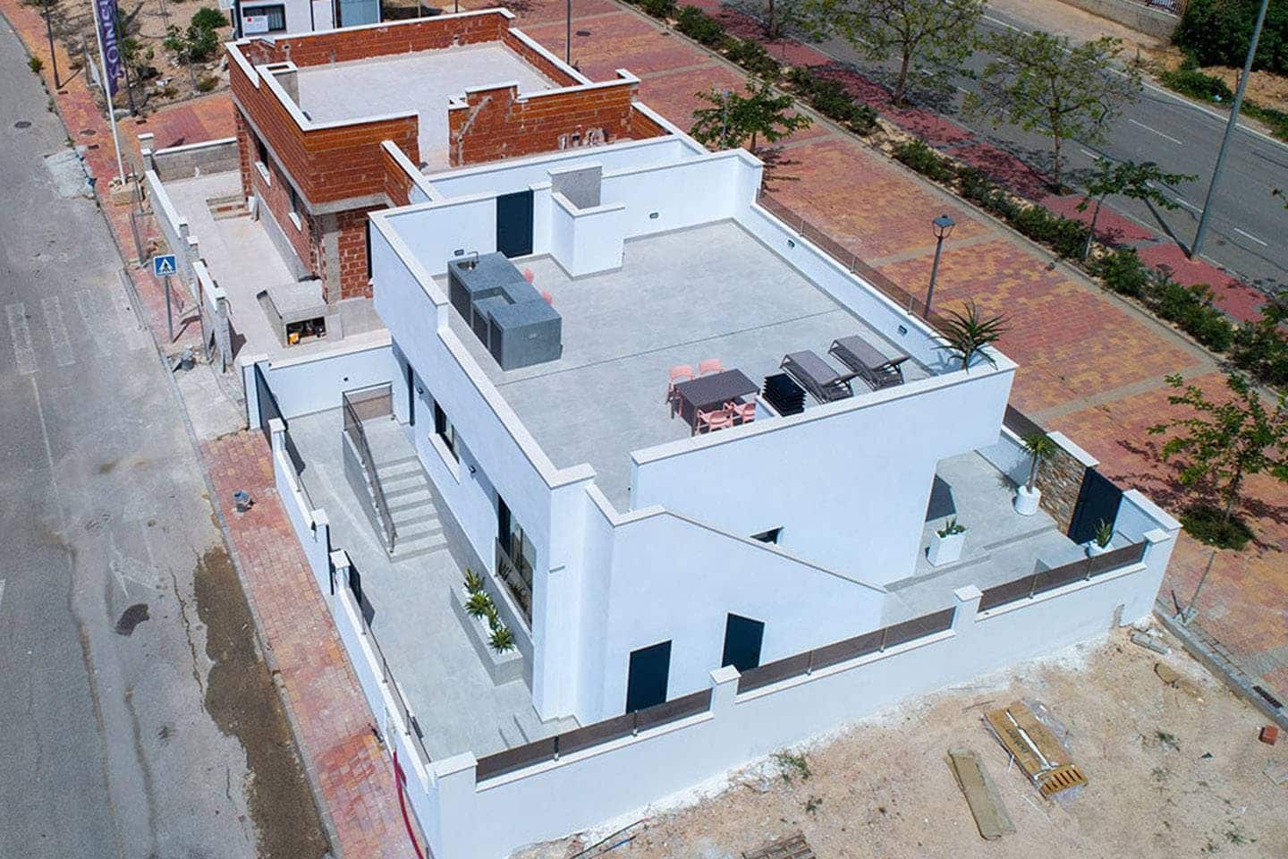 3 Zimmer Villa zu verkaufen in Sucina mit Pool Garage - 325.900 € (Ref: 9509813)