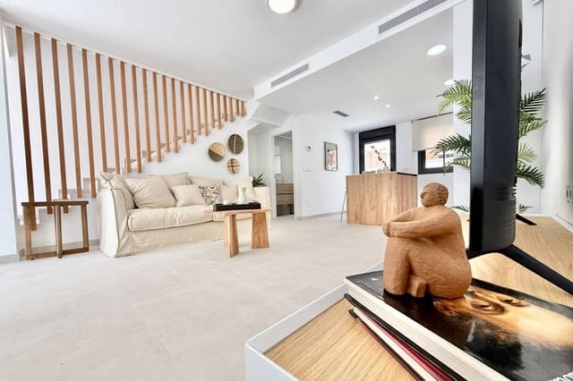 2 makuuhuone Omakotitalo myytävänä paikassa Orihuela mukana uima-altaan 
autotalli - 219 000 € (Ref: 9509818)