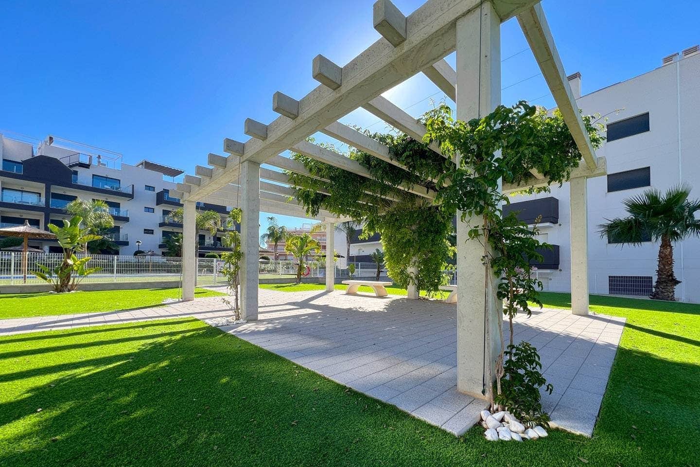 2 quarto Apartamento para venda em Orihuela Costa com piscina garagem - 290 000 € (Ref: 9509825)