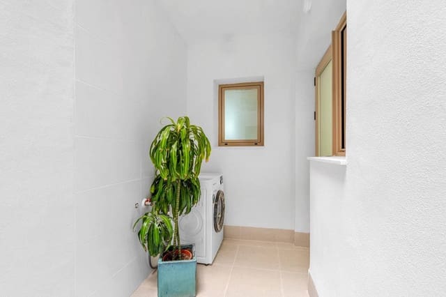 3 makuuhuone Huoneisto myytävänä paikassa Jacarilla mukana uima-altaan 
autotalli - 158 500 € (Ref: 9509827)