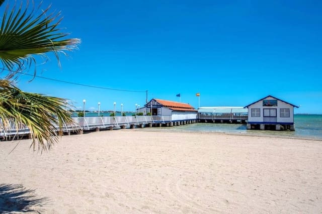 3 bedroom Villa for sale in Centro, Los Alcázares with pool garage - € 659,000 (Ref: 9509832)