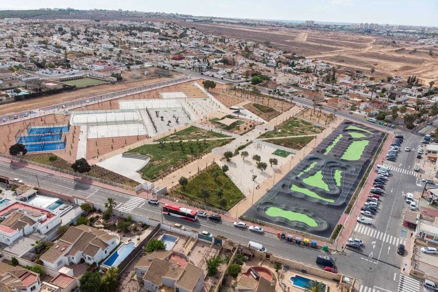 3 soveværelse Byhus til salg i Torrevieja - € 230.000 (Ref: 9509838)