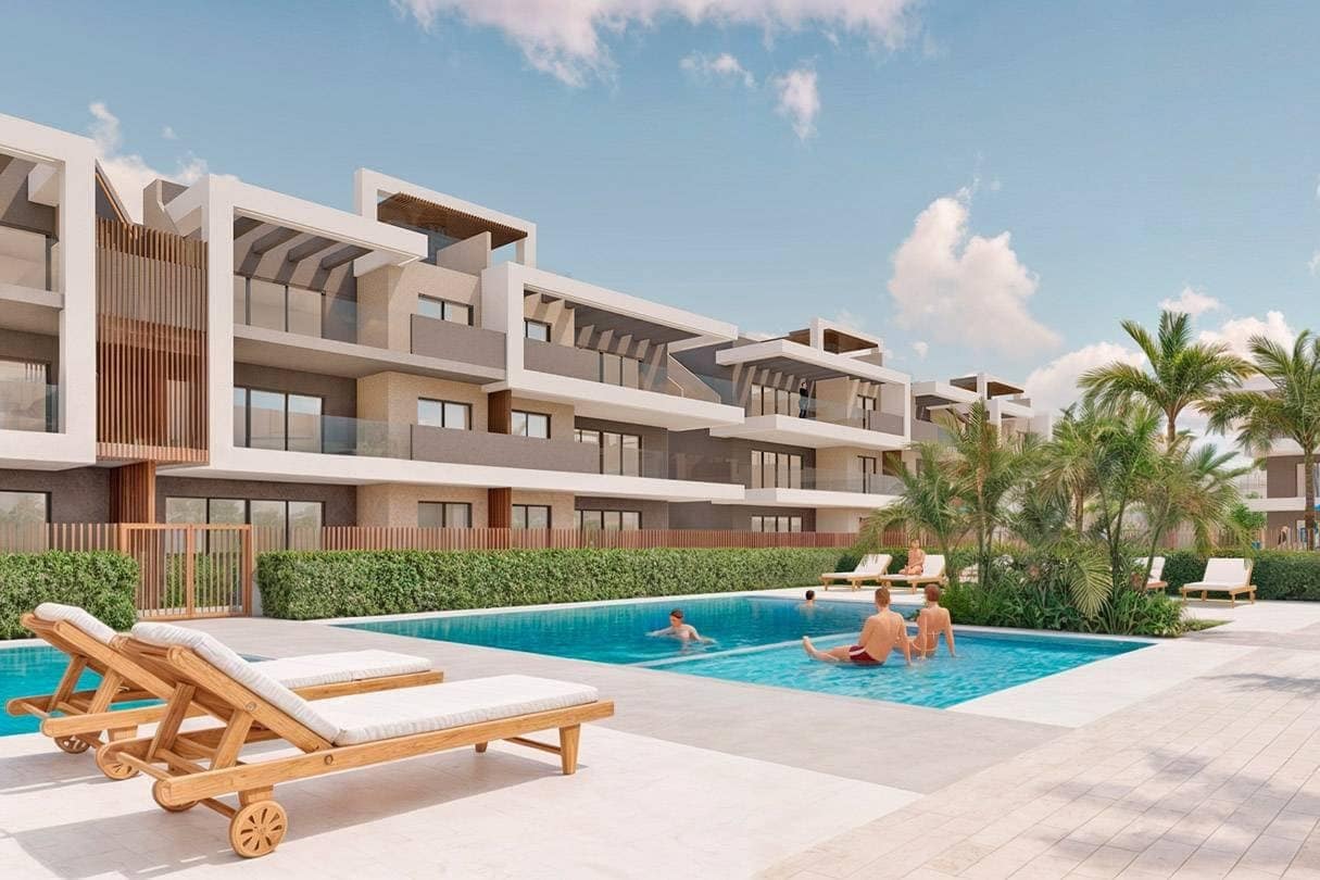 Apartamento de 3 habitaciones en Torre de la Horadada en venta con piscina garaje - 539.900 € (Ref: 9509841)