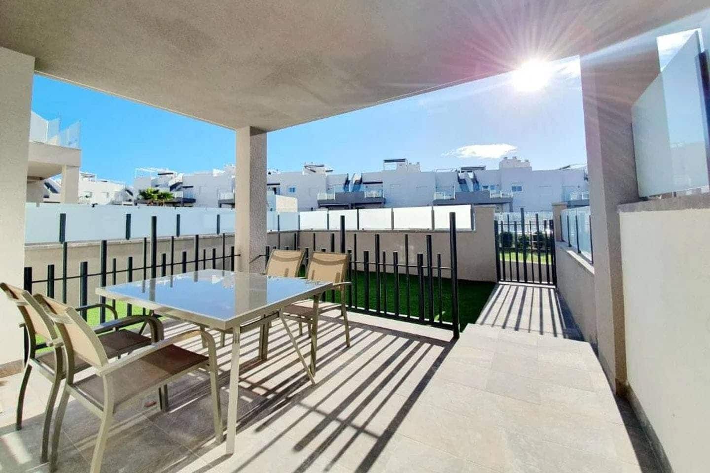 Apartamento de 3 habitaciones en San Miguel de Salinas en venta con piscina garaje - 247.700 € (Ref: 9509842)