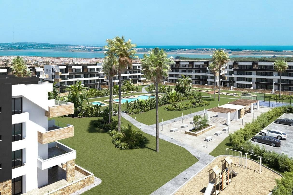 2 slaapkamer Appartement te koop in Torrevieja met zwembad garage - € 274.000 (Ref: 9509862)