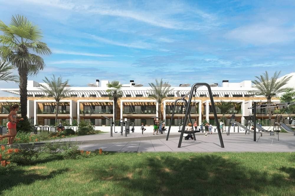 3 bedroom Townhouse for sale in Los Alcazares with pool garage - € 325,000 (Ref: 9509868)