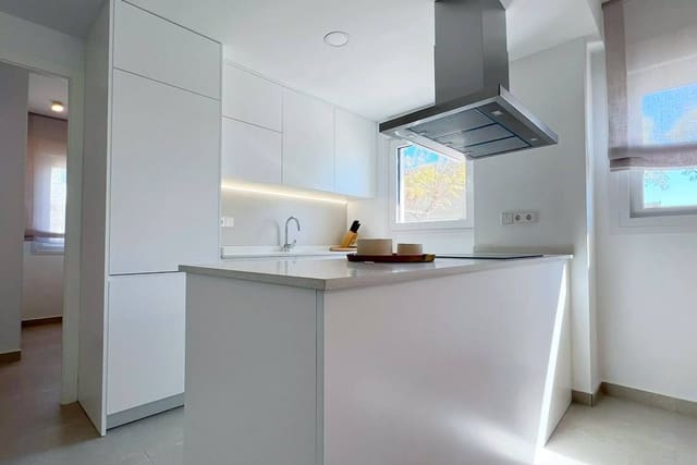 2 sypialnia Apartament na sprzedaż w Pilar de la Horadada ciudad, Pilar de la Horadada z basenem garażem - 299 000 € (Ref: 9509872)