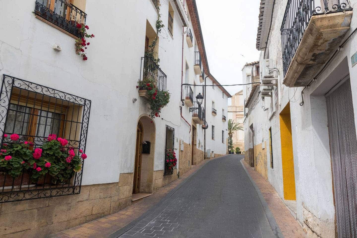 2 bedroom Apartment for sale in La Nucia with pool garage - € 398,475 (Ref: 9509873)