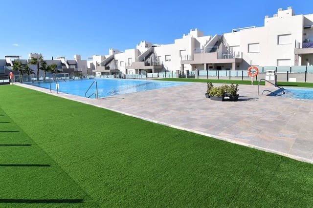 3 soveværelse Lejlighed til salg i San Miguel de Salinas med swimmingpool garage - € 277.700 (Ref: 9509897)