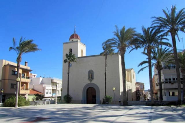 2 Zimmer Apartment zu verkaufen in San Miguel de Salinas mit Pool Garage - 266.000 € (Ref: 9509898)