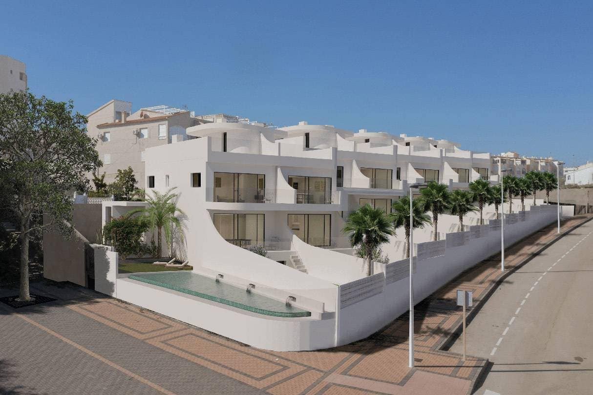 2 slaapkamer Appartement te koop in La Mata met zwembad garage - € 550.000 (Ref: 9509913)