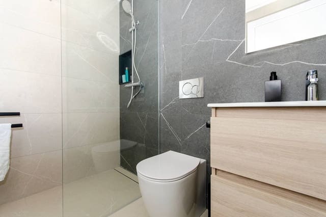 3 sovrum Villa till salu i Polop med pool garage - 649 000 € (Ref: 9509919)