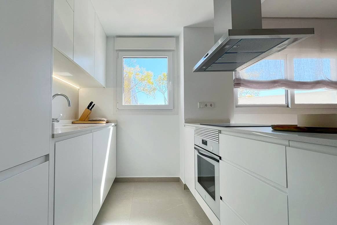 Apartamento de 3 habitaciones en Pilar de la Horadada en venta con piscina garaje - 379.000 € (Ref: 9509934)