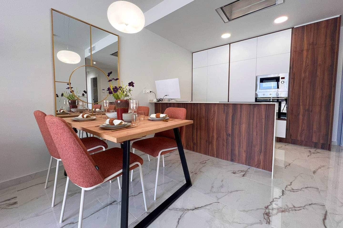 Apartamento de 2 habitaciones en San Miguel de Salinas en venta con piscina garaje - 299.000 € (Ref: 9509939)