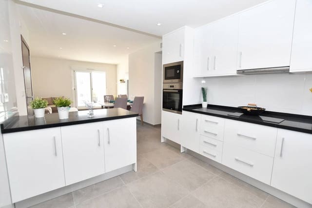 2 chambre Appartement à vendre à San Miguel de Salinas avec piscine garage - 269 900 € (Ref: 9509940)