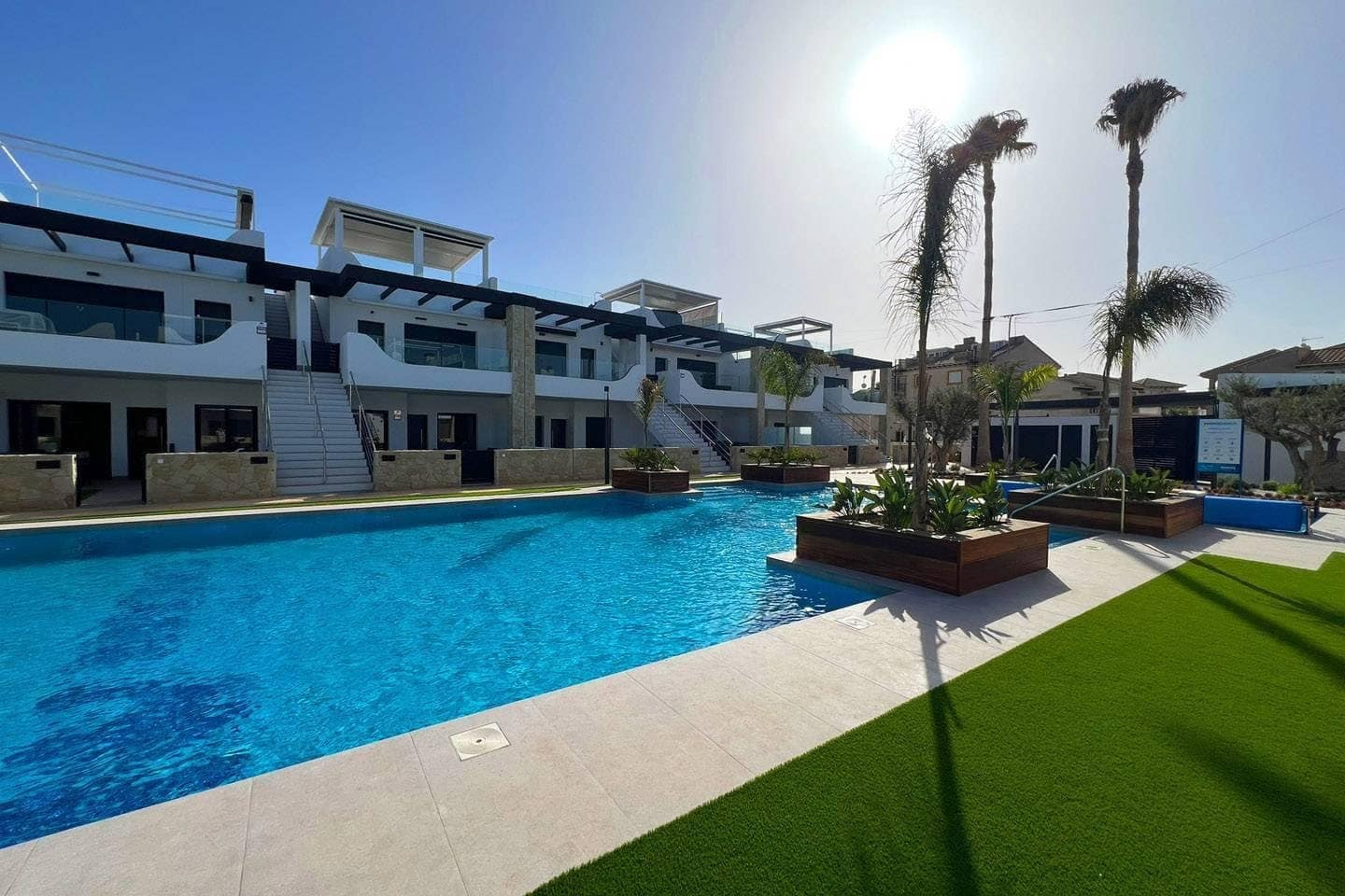 3 bedroom Apartment for sale in Pilar de la Horadada with pool garage - € 315,000 (Ref: 9509946)