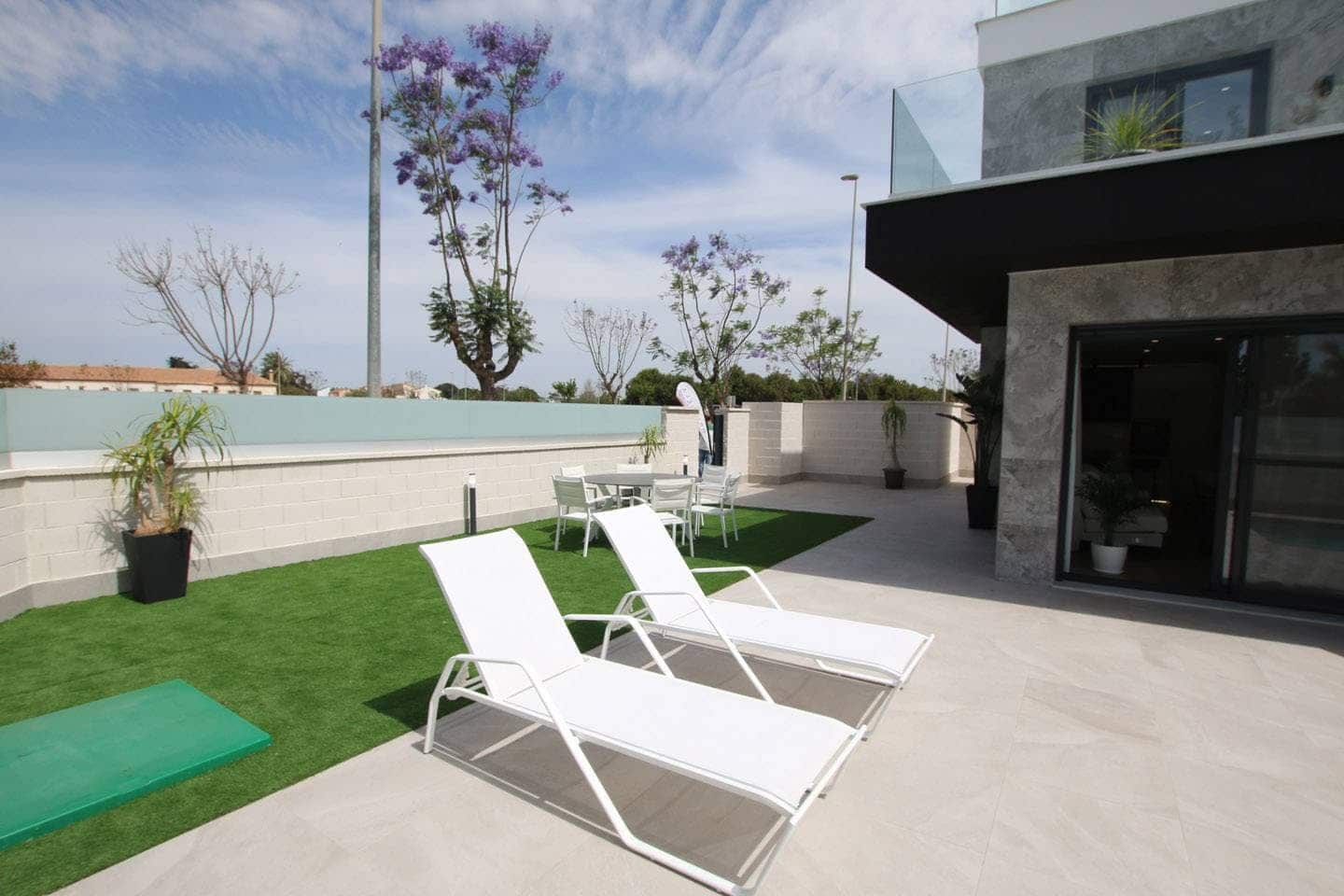 3 bedroom Villa for sale in Pilar de la Horadada with pool garage - € 525,000 (Ref: 9509948)