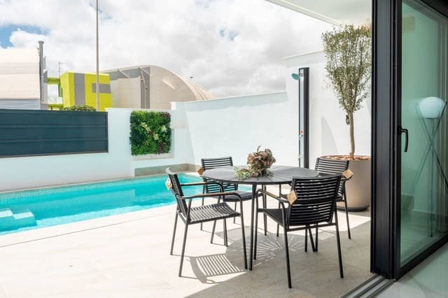 3 quarto Moradia para venda em San Pedro del Pinatar ciudad, San Pedro del Pinatar com piscina garagem - 465 000 € (Ref: 9509952)