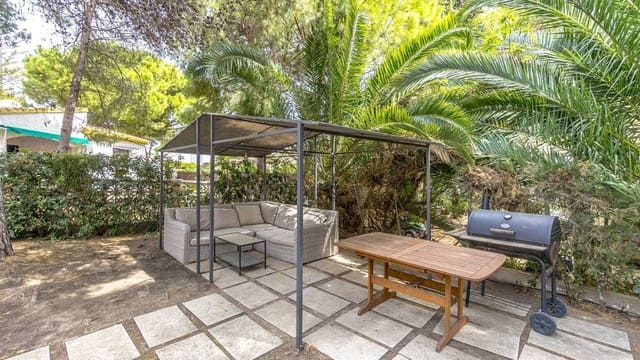 3 soveværelse Villa til salg i Punta Prima, Torrevieja med garage - € 430.000 (Ref: 9509969)