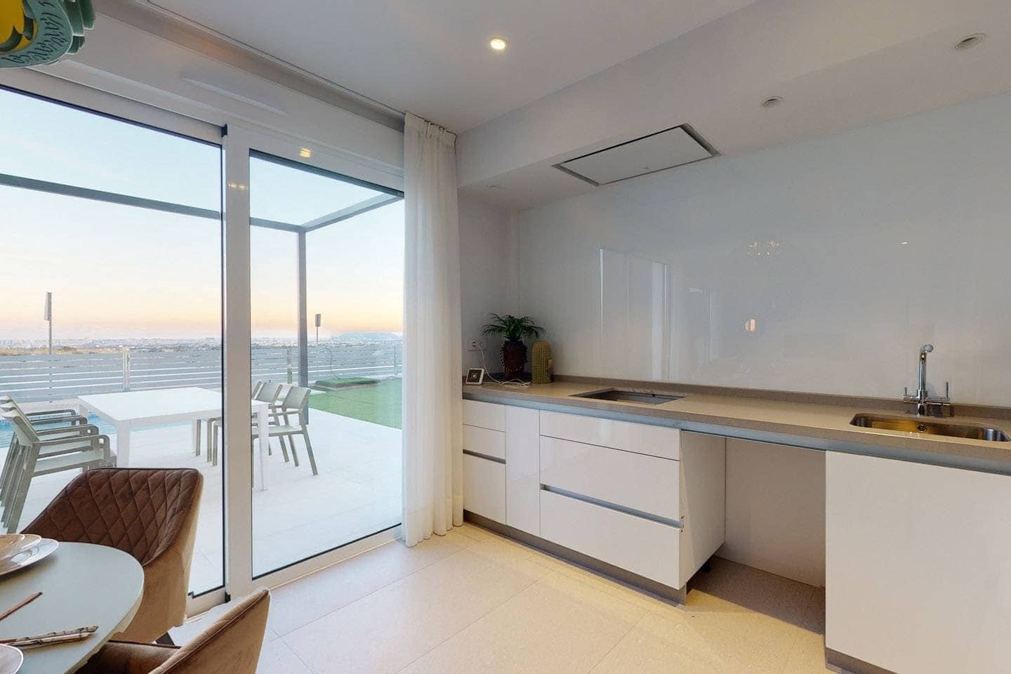 Chalet de 3 habitaciones en Muchamiel / Mutxamel en venta con piscina garaje - 450.000 € (Ref: 9516338)