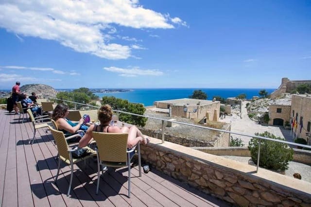 Chalet de 3 habitaciones en Muchamiel / Mutxamel en venta con piscina garaje - 450.000 € (Ref: 9516338)