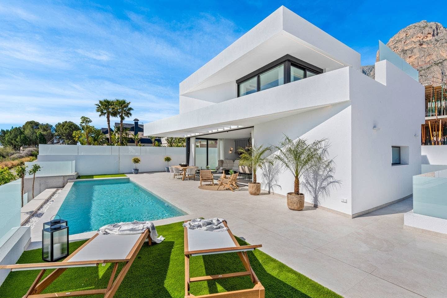 3 bedroom Villa for sale in Polop with pool garage - € 725,000 (Ref: 9518986)