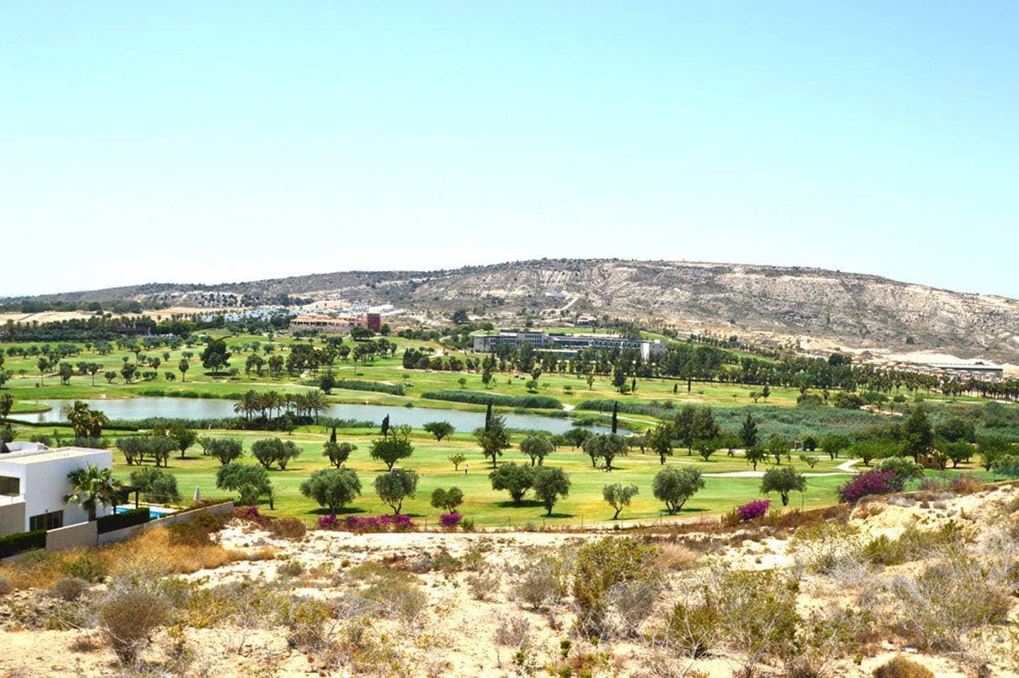 3 slaapkamer Huis te koop in Algorfa met garage - € 445.000 (Ref: 9519336)