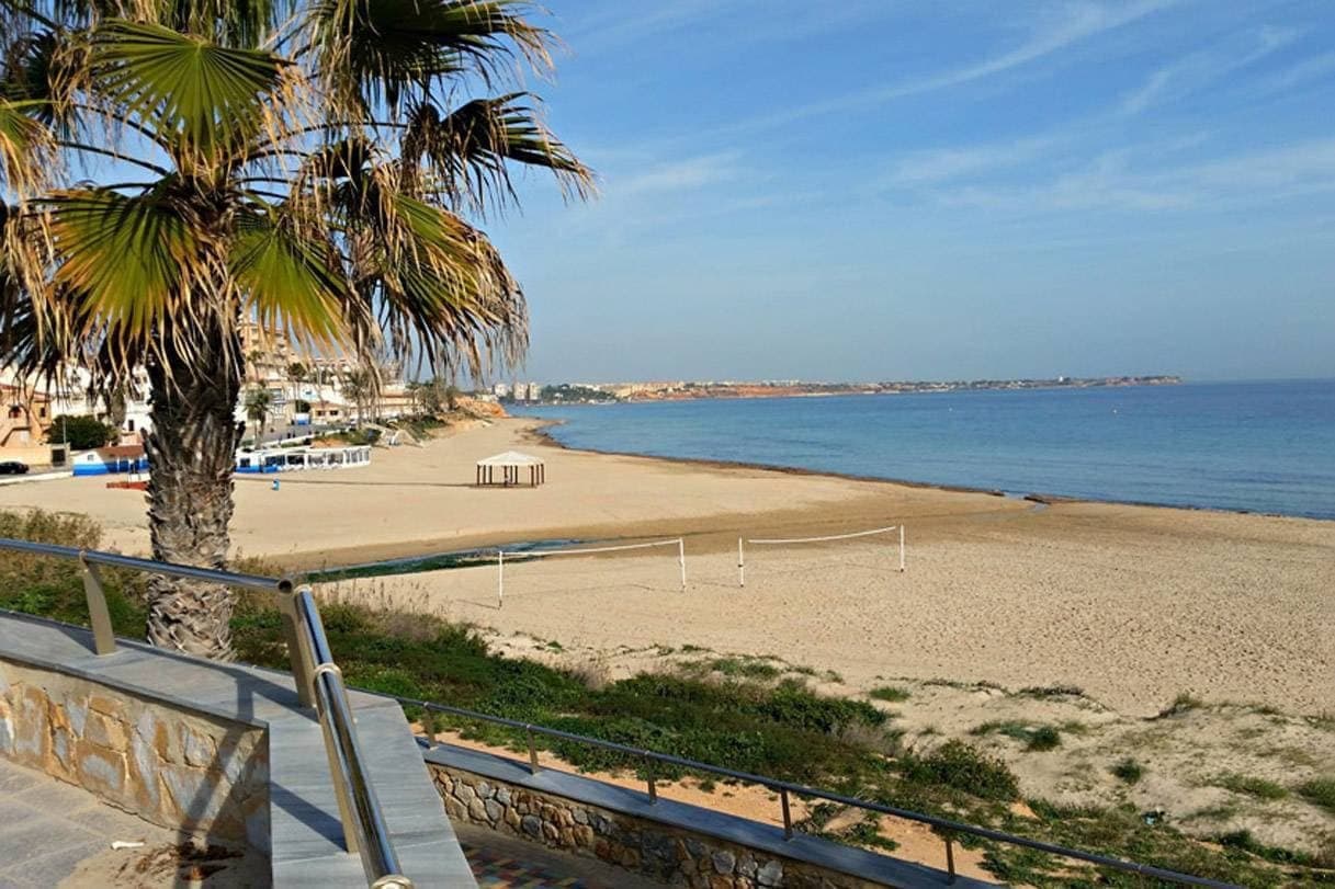 3 sovrum Villa till salu i Mil Palmeras med pool garage - 539 900 € (Ref: 9521766)