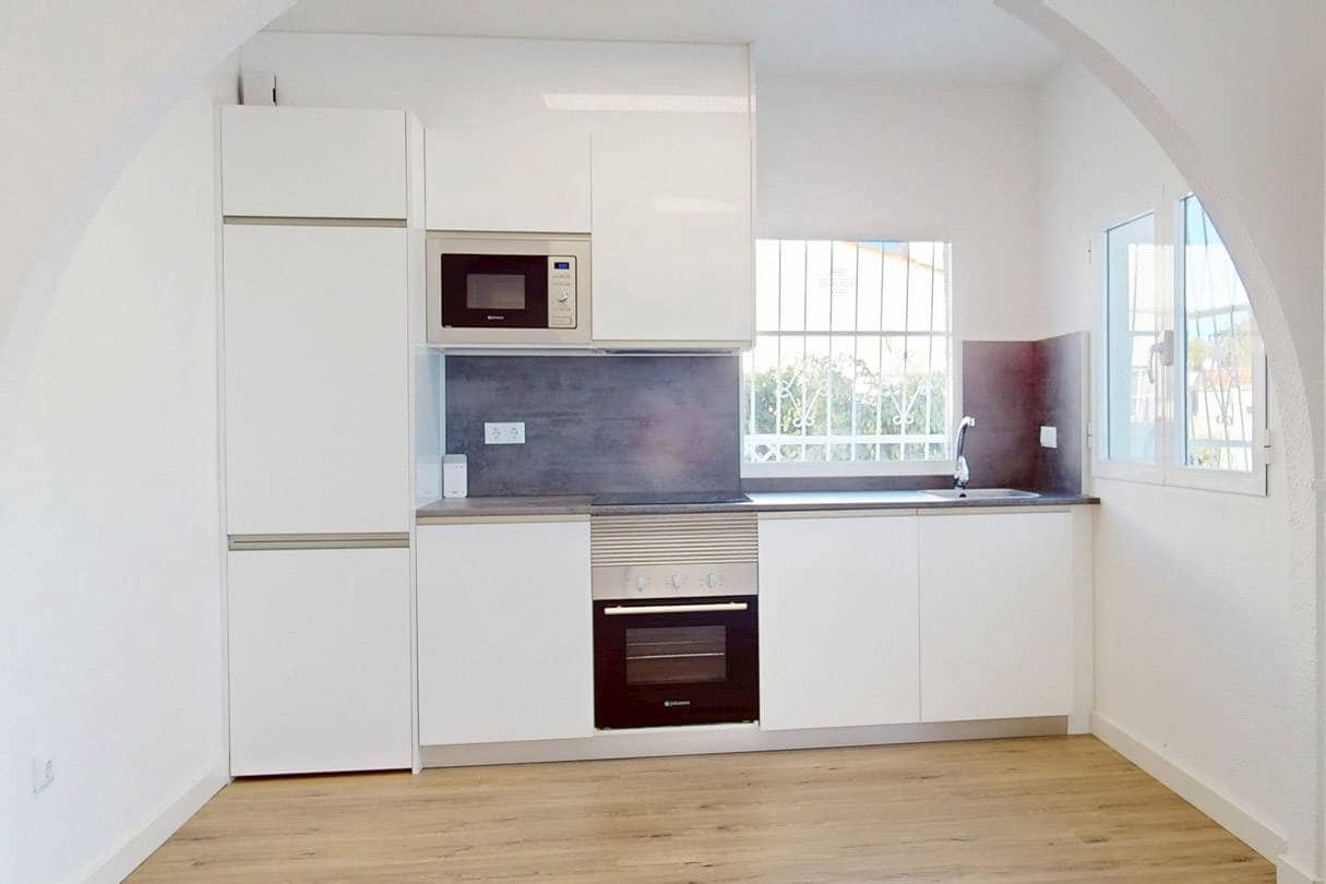 2 slaapkamer Huis te koop in San Miguel de Salinas - € 199.000 (Ref: 9529001)