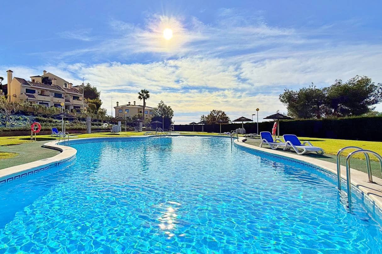 2 camera da letto Casa in vendita in Orihuela Costa con piscina - 215.000 € (Rif: 9544018)