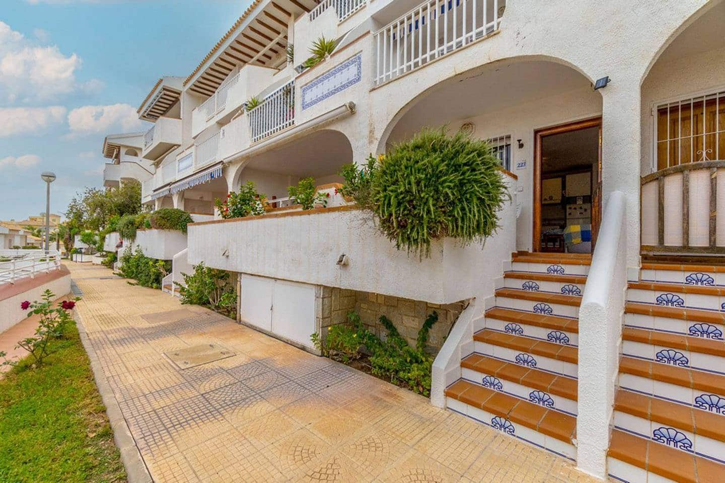 1 soveværelse Lejlighed til salg i Orihuela Costa med swimmingpool - € 165.000 (Ref: 9569419)