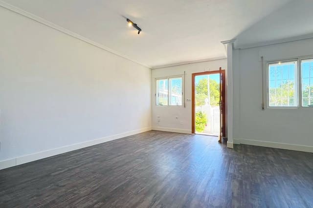 Casa de 2 habitaciones en San Pedro del Pinatar ciudad, San Pedro del Pinatar en venta con garaje - 165.000 € (Ref: 9614062)