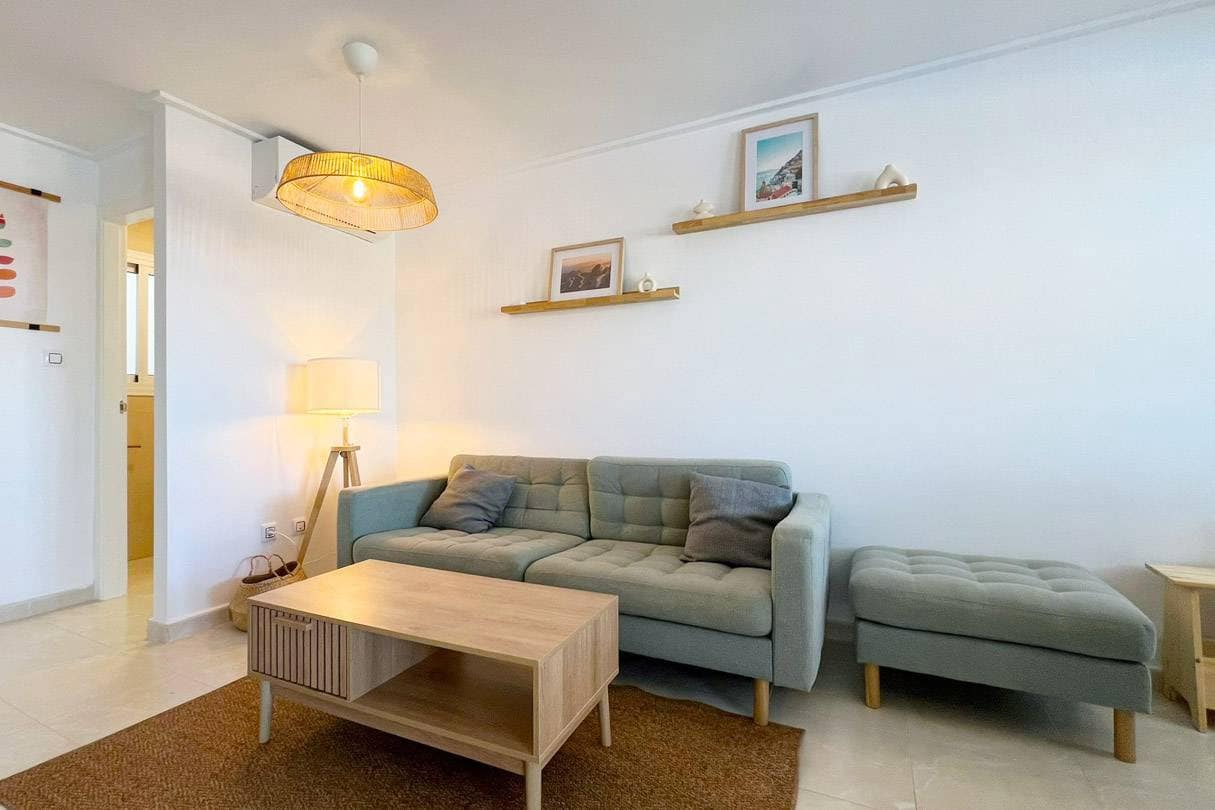 Casa de 3 habitaciones en Torrevieja en venta con garaje - 299.000 € (Ref: 9645955)