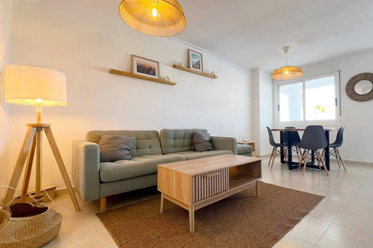 Casa de 3 habitaciones en Torrevieja en venta con garaje - 299.000 € (Ref: 9645955)