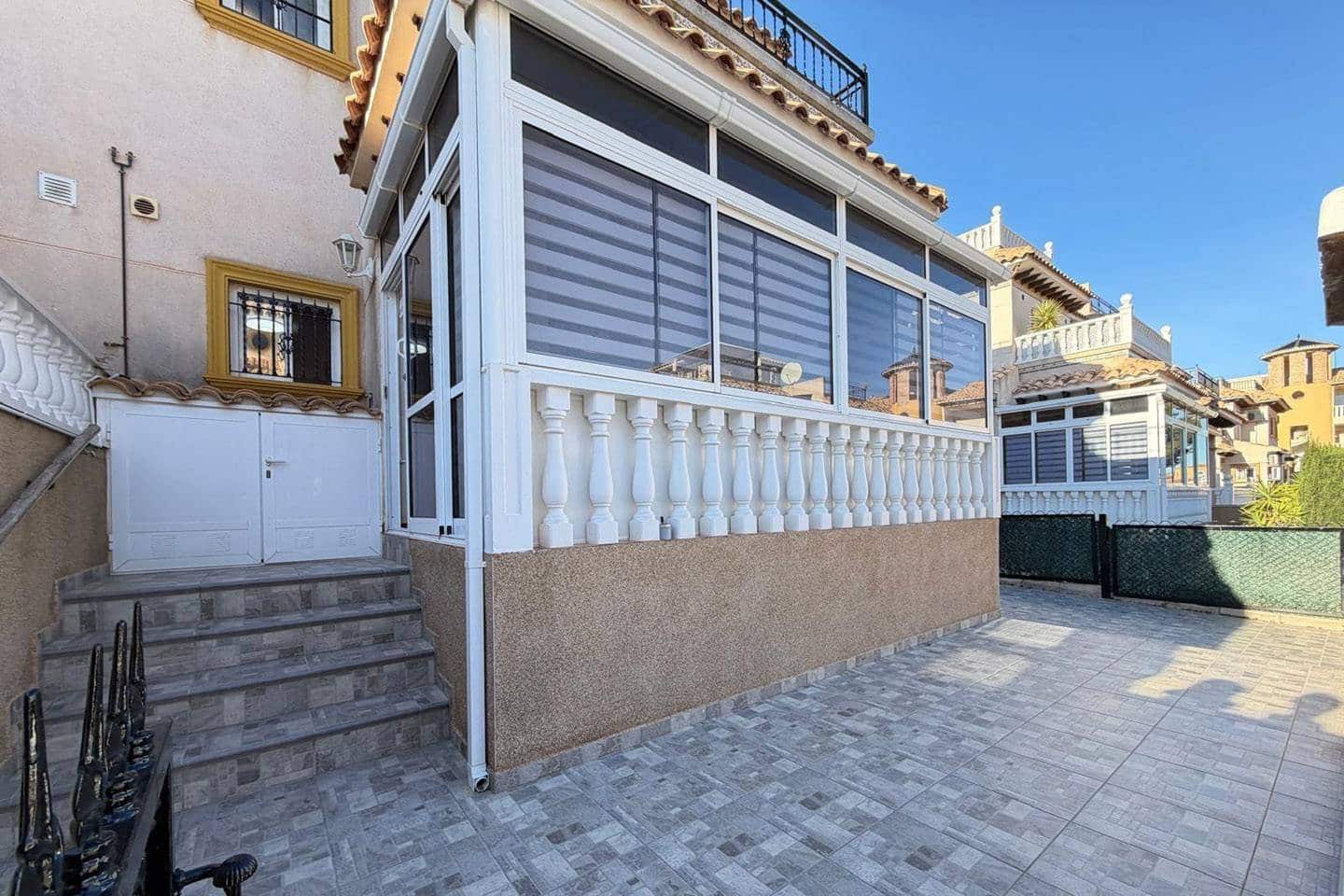 2 Zimmer Haus zu verkaufen in Orihuela Costa mit Pool Garage - 225.000 € (Ref: 9687494)
