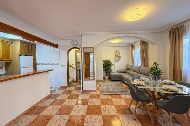 2 Zimmer Haus zu verkaufen in Blue Lagoon mit Pool Garage - 225.000 € (Ref: 9687494)