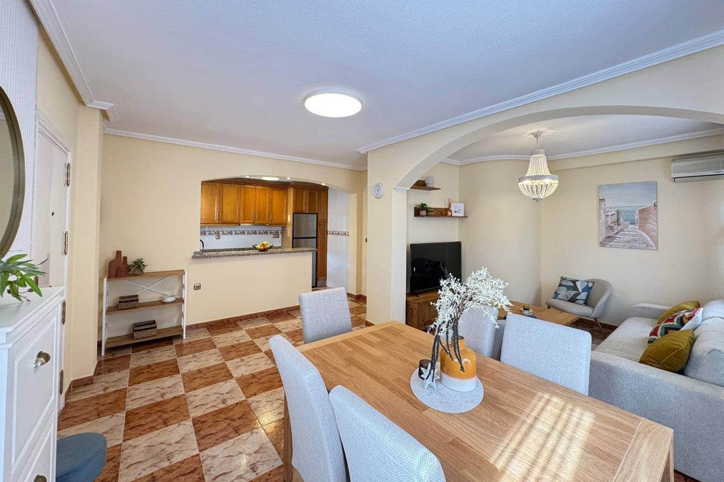 2 soveværelse Byhus til salg i Orihuela Costa med swimmingpool - € 229.900 (Ref: 9687495)