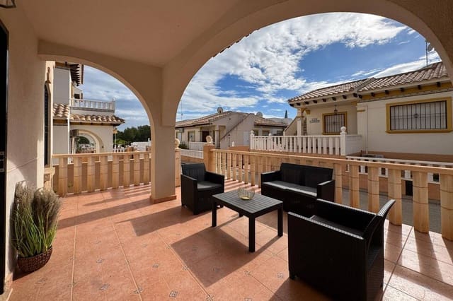 2 bedroom Townhouse for sale in Cabo Roig, Orihuela with pool - € 229,900 (Ref: 9687495)